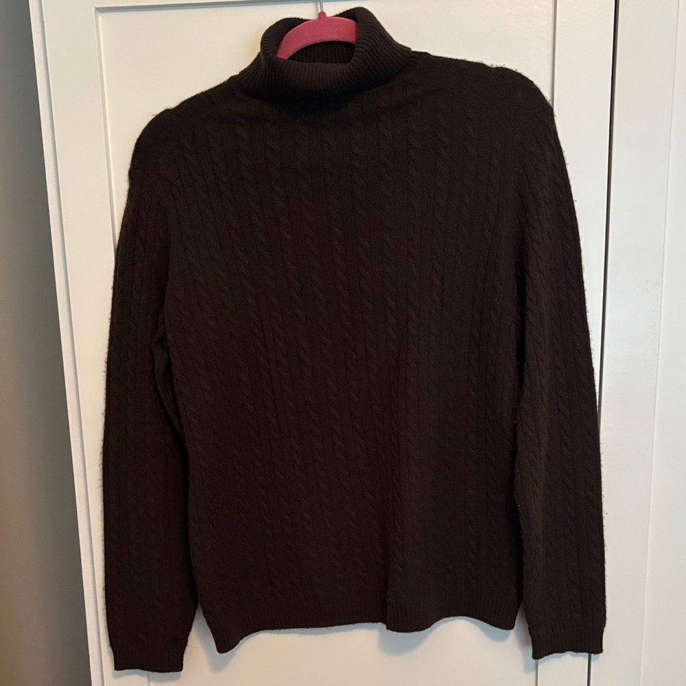 Women’s Brown Cashmere Turtleneck Sweater